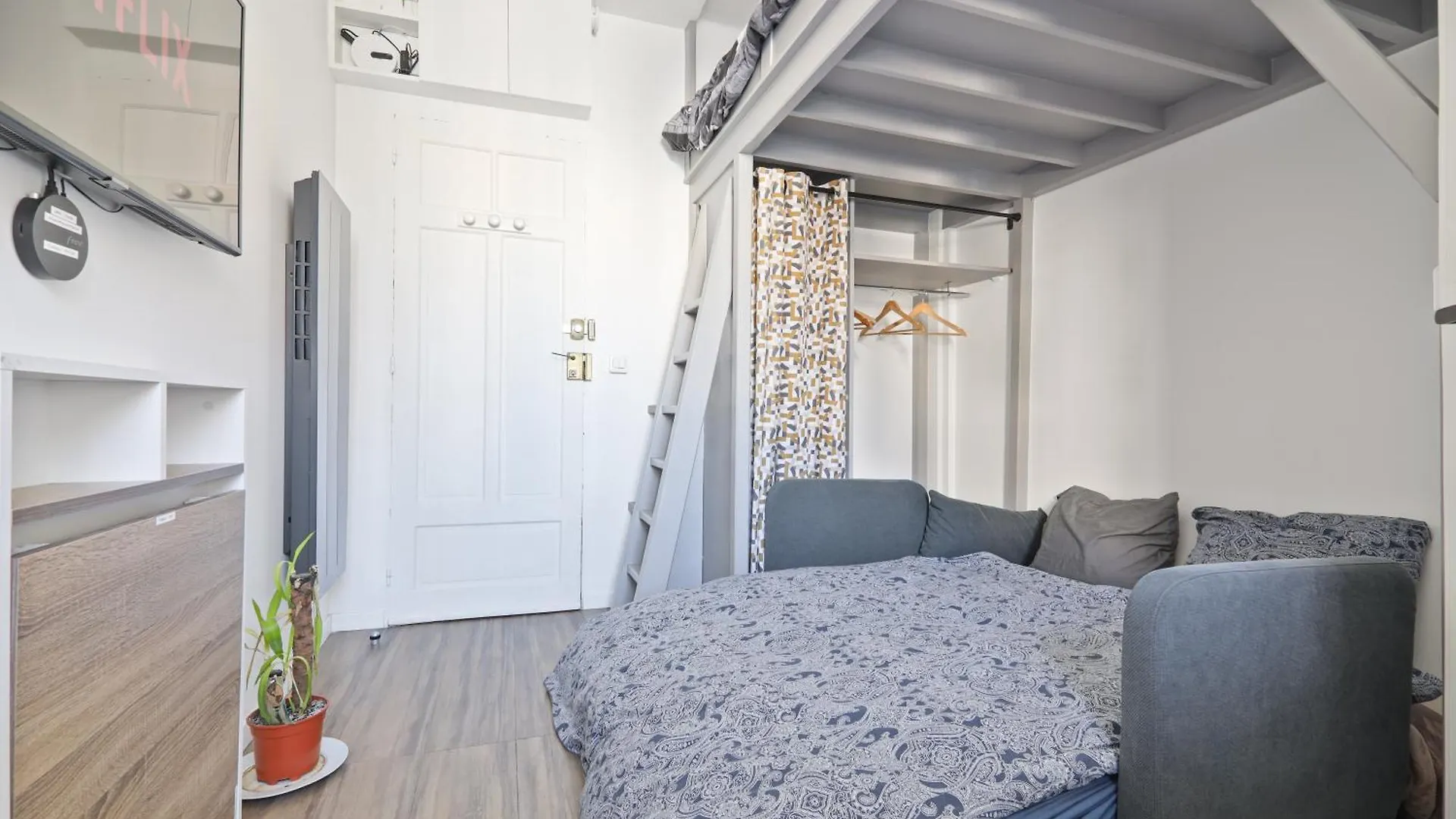 Studio Calme En Plein Paris France
